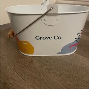 Grove Co. White Metal Cleaning Caddy